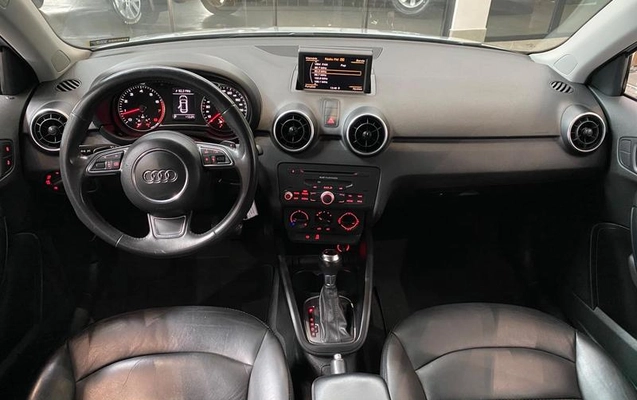 imagem-https://www.socarrao.com.br/sc-vehicle-images-prod/1368794/1787579538409-7495962_23_B_002dbb1d2c.jpeg