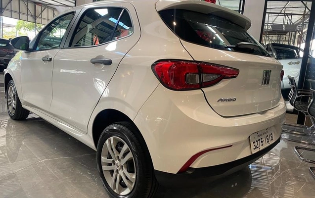 imagem-https://www.socarrao.com.br/sc-vehicle-images-prod/1368859/1788207962942-7555521_17_B_b5b6e0630d.jpeg