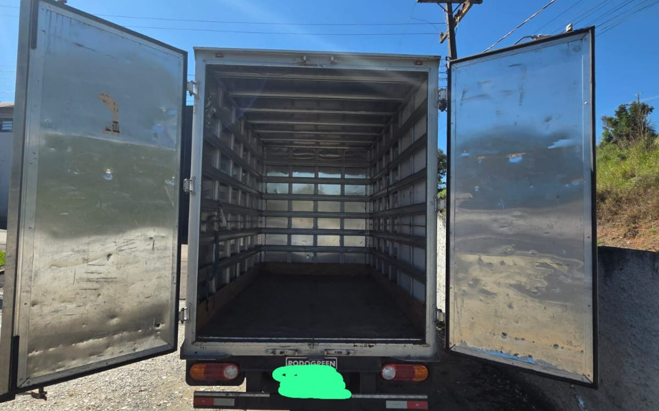 imagem-https://www.socarrao.com.br/sc-vehicle-images-prod/1372736/1778702273479-V2hhdHNBcHAgSW1hZ2UgMjAyNi0wNS0wNSBhdCAxMS4wOC4xMi5qcGVn.jpeg