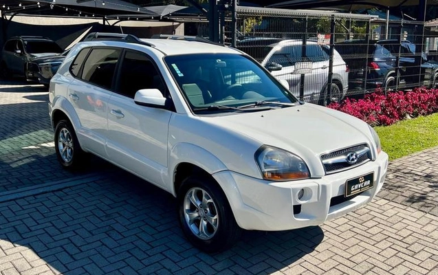 imagem-https://www.socarrao.com.br/sc-vehicle-images-prod/1372776/1789415961552-8080022_17_B_0b2c5891ec.jpeg