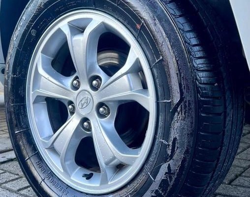 imagem-https://www.socarrao.com.br/sc-vehicle-images-prod/1372776/1789415961571-8080022_25_B_71364f6cf7.jpeg