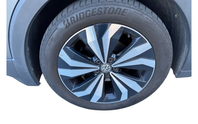 imagem-https://www.socarrao.com.br/sc-vehicle-images-prod/1373436/1787262351135-TInbVunPKpoa52nNMsY5ThXRlvNj9R91.jpg