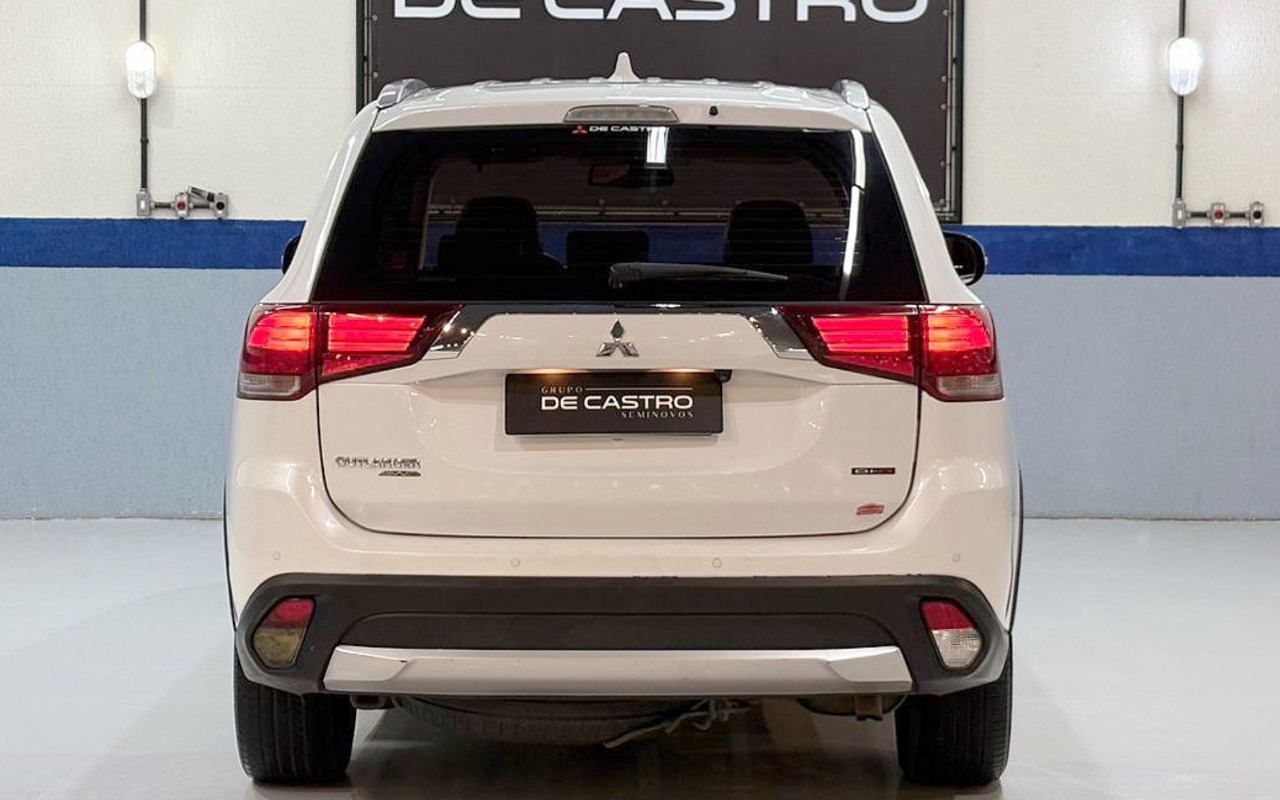 imagem-https://www.socarrao.com.br/sc-vehicle-images-prod/1373607/1778608487721-TUlUU1VCSVNISSBPVVRMQU5ERVIgQVdEIC0gQlJBTkNBIC0gUUpUNkc1MCAoNSkuanBn.jpg