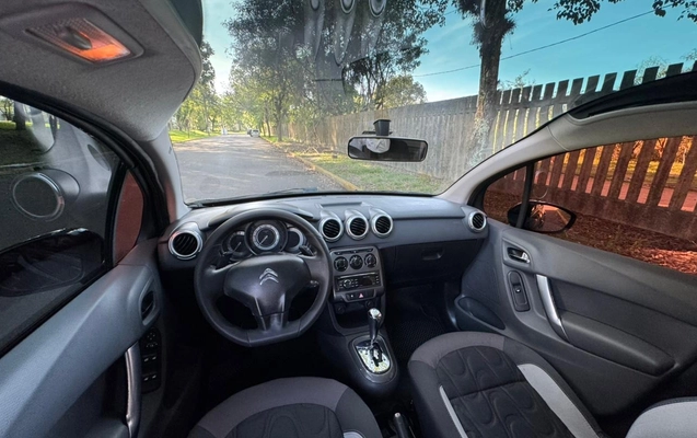 imagem-https://www.socarrao.com.br/sc-vehicle-images-prod/1375952/1778612095474-V2hhdHNBcHAgSW1hZ2UgMjAyNi0wNS0xMiBhdCAxNS4wOC4yOS5qcGVn.jpeg
