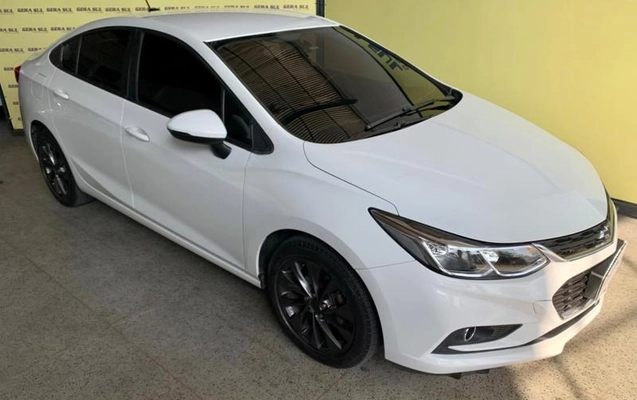 imagem-https://www.socarrao.com.br/sc-vehicle-images-prod/1376228/1781197232736-8080797_0_B_769d374e48.jpeg