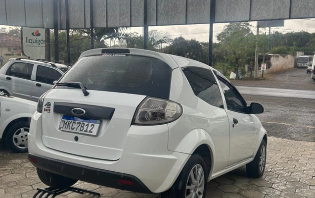 imagem-https://www.socarrao.com.br/sc-vehicle-images-prod/13763/1769987985098-6448215OR_1738083013_33_270.jpg