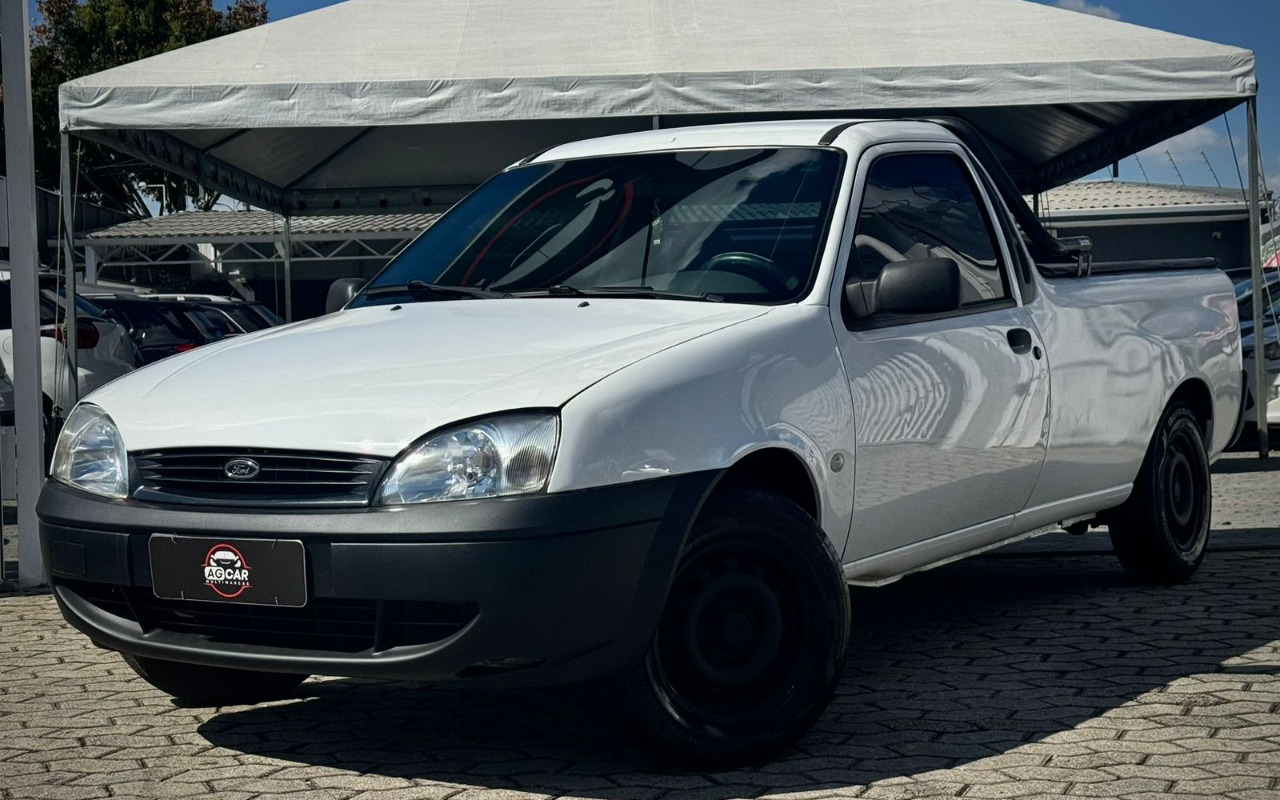 Ford Courier 1.6 L/ 1.6 Flex na cor Branco em Curitiba / PR - 1377503