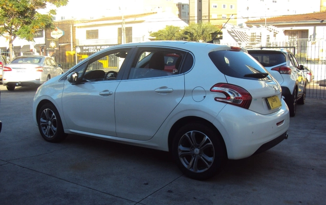 imagem-https://www.socarrao.com.br/sc-vehicle-images-prod/1377965/1778615405921-RFNDMDA3ODguSlBH.JPG