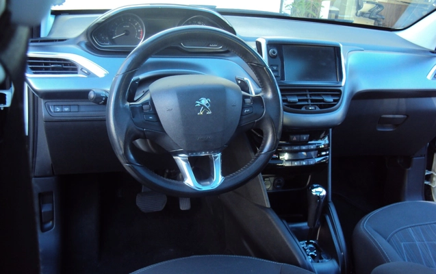 imagem-https://www.socarrao.com.br/sc-vehicle-images-prod/1377965/1778615406287-RFNDMDA3NzEuSlBH.JPG