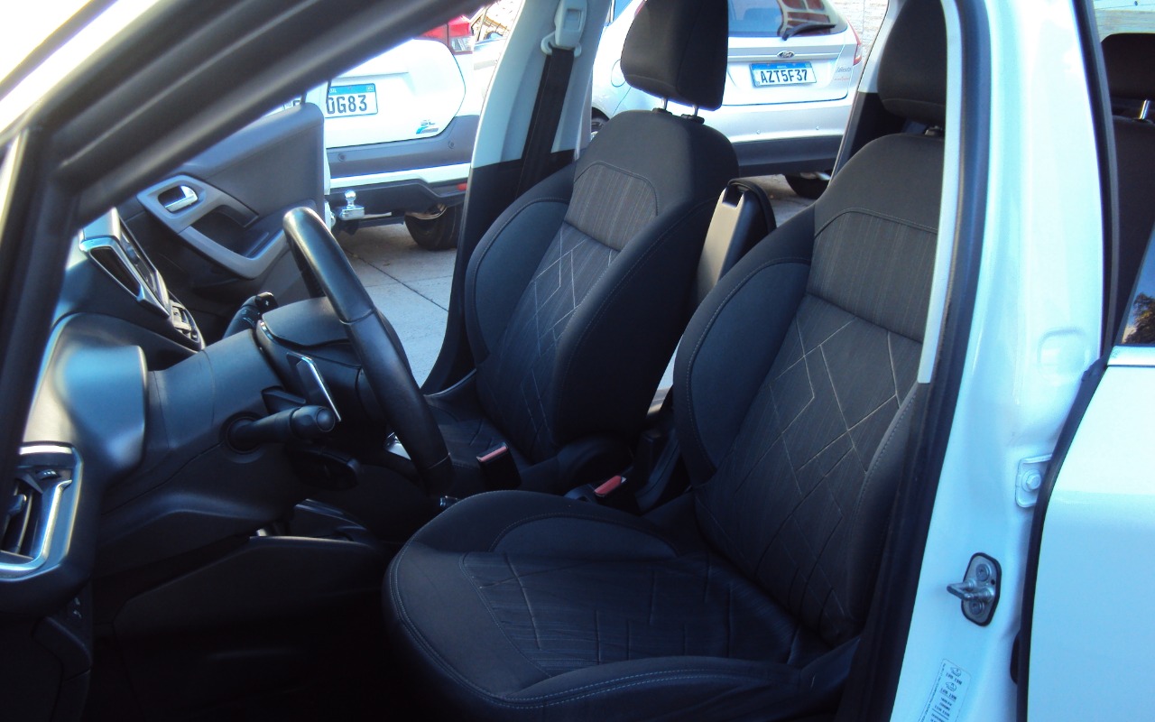 imagem-https://www.socarrao.com.br/sc-vehicle-images-prod/1377965/1778615406549-RFNDMDA3NzcuSlBH.JPG