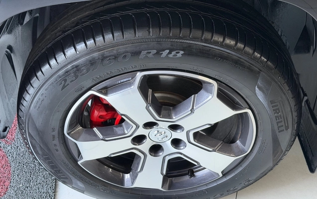 imagem-https://www.socarrao.com.br/sc-vehicle-images-prod/1378953/1778617027586-SU1HXzYyNTUuanBlZw.jpeg