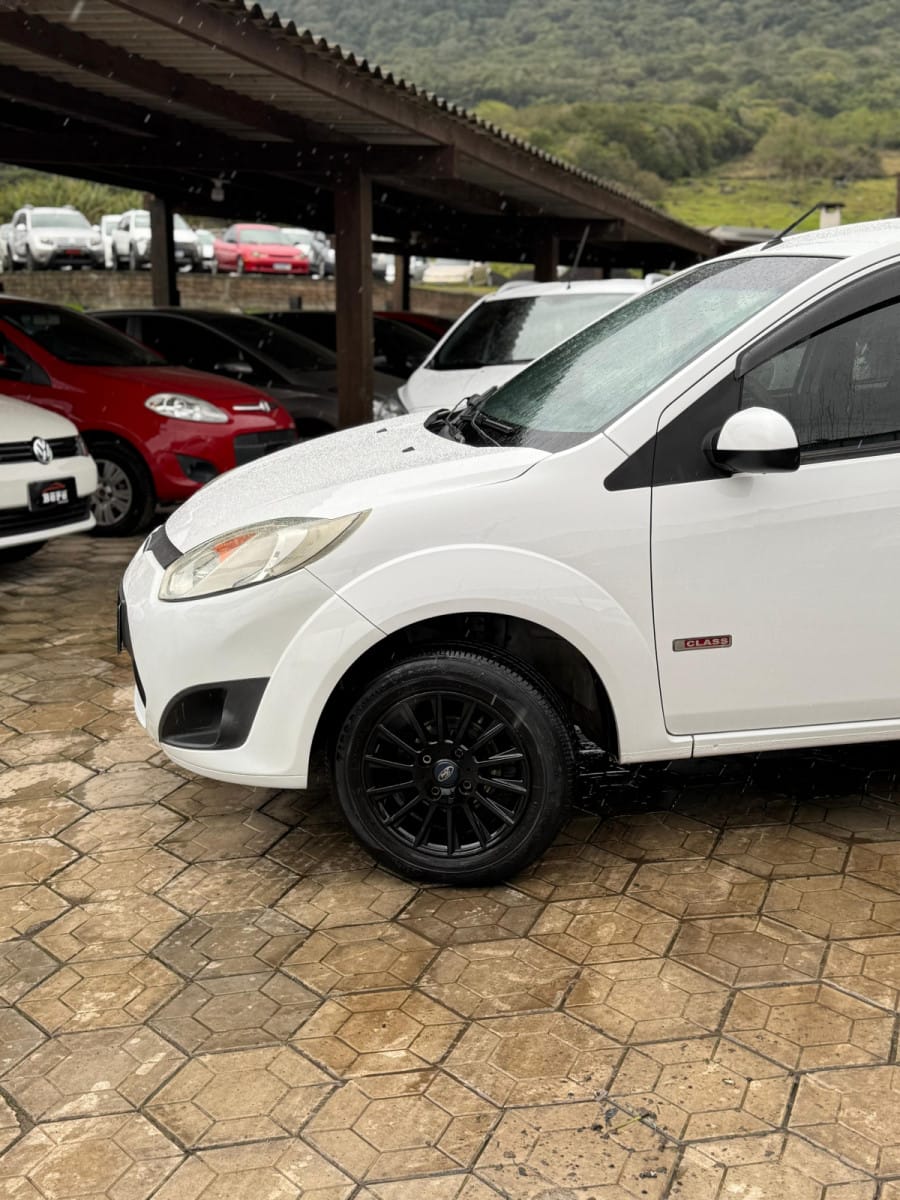 imagem-https://www.socarrao.com.br/sc-vehicle-images-prod/13790/1769987990312-6897588OR_1756905640_39_690.jpg