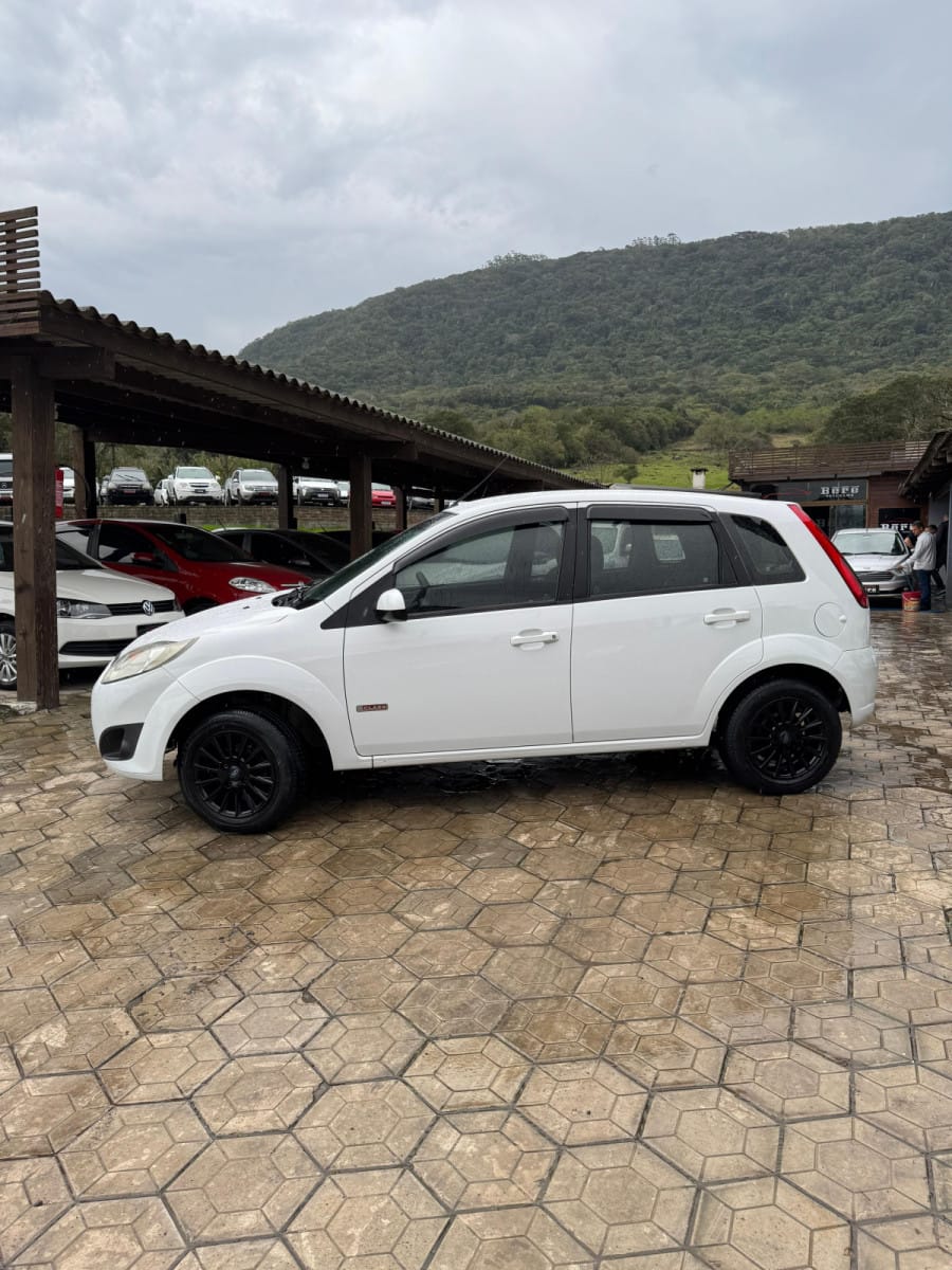 imagem-https://www.socarrao.com.br/sc-vehicle-images-prod/13790/1769987990312-6897588OR_1756905640_55_860.jpg