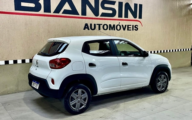 imagem-https://www.socarrao.com.br/sc-vehicle-images-prod/1379188/1778617300278-gg5GpLUHZ7AgGhptZ9Amztfd4OwmrDMX.jpg