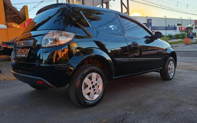 imagem-https://www.socarrao.com.br/sc-vehicle-images-prod/1379792/1778618432389-8016565_6_B_d31cffd1f4.jpeg