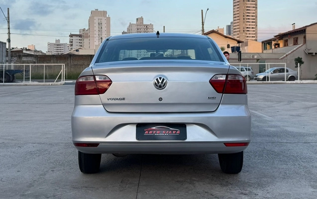 imagem-https://www.socarrao.com.br/sc-vehicle-images-prod/1379918/1778618613190-V2hhdHNBcHAgSW1hZ2UgMjAyNi0wNS0xMSBhdCAxNC4wMy4zMSAoMykuanBlZw.jpeg