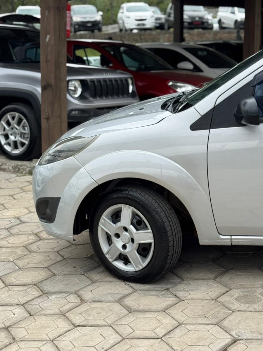 imagem-https://www.socarrao.com.br/sc-vehicle-images-prod/13806/1769987993464-6989259OR_1760633996_15_490.jpg