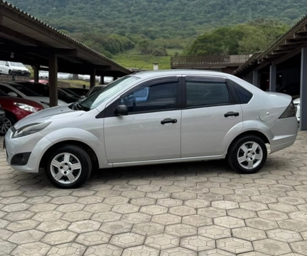Ford Fiesta Class 1.6 8V 98cv 5p 2011 Cinza — foto 1 de 3