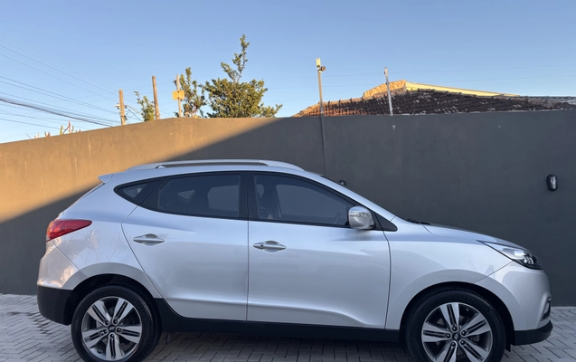 imagem-https://www.socarrao.com.br/sc-vehicle-images-prod/1380878/1778620308634-003_880825d5a1be840d49407a2d8040d13c.jpeg