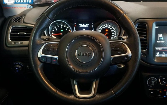 imagem-https://www.socarrao.com.br/sc-vehicle-images-prod/1382247/1789140805904-8080604_14_B_870664c924.jpeg