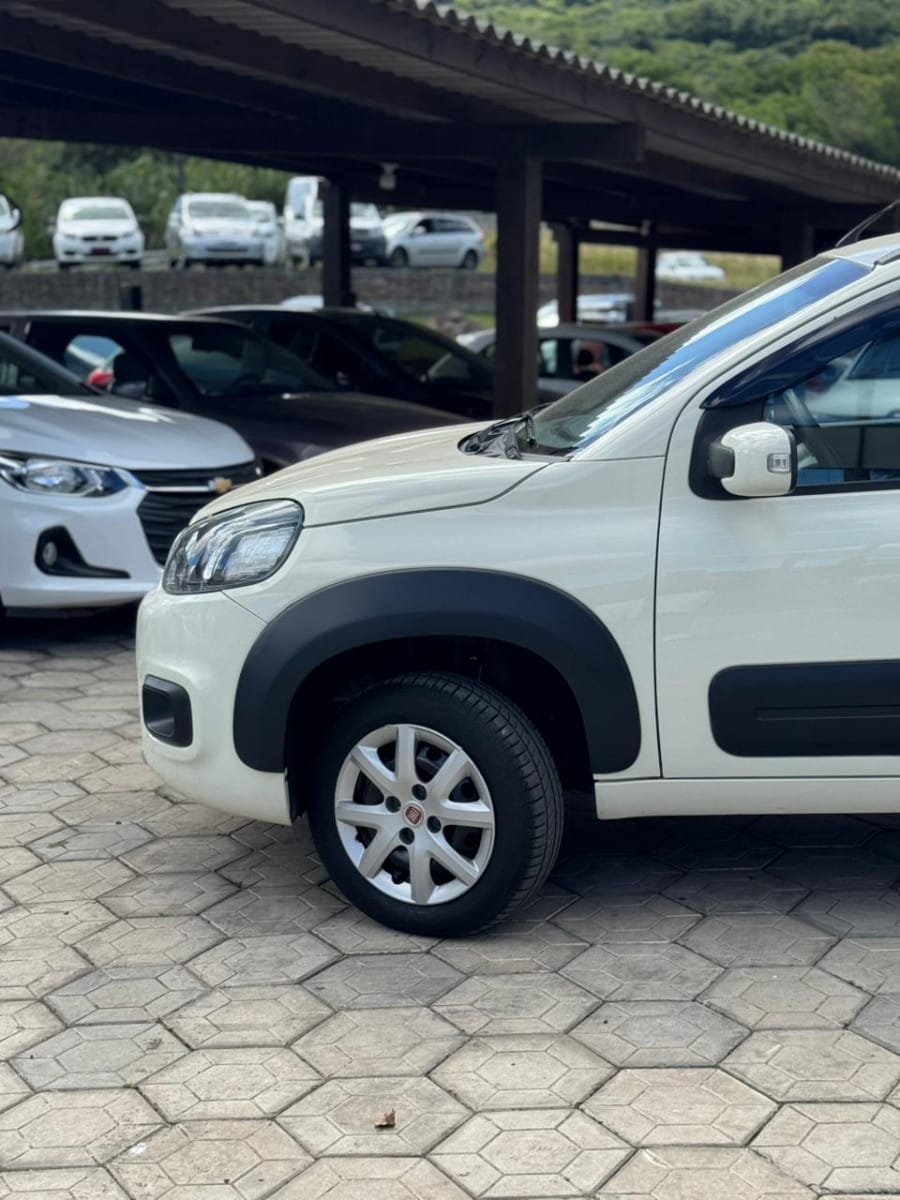 imagem-https://www.socarrao.com.br/sc-vehicle-images-prod/13825/1769987997216-7112467OR_1764873678_46_50.jpg