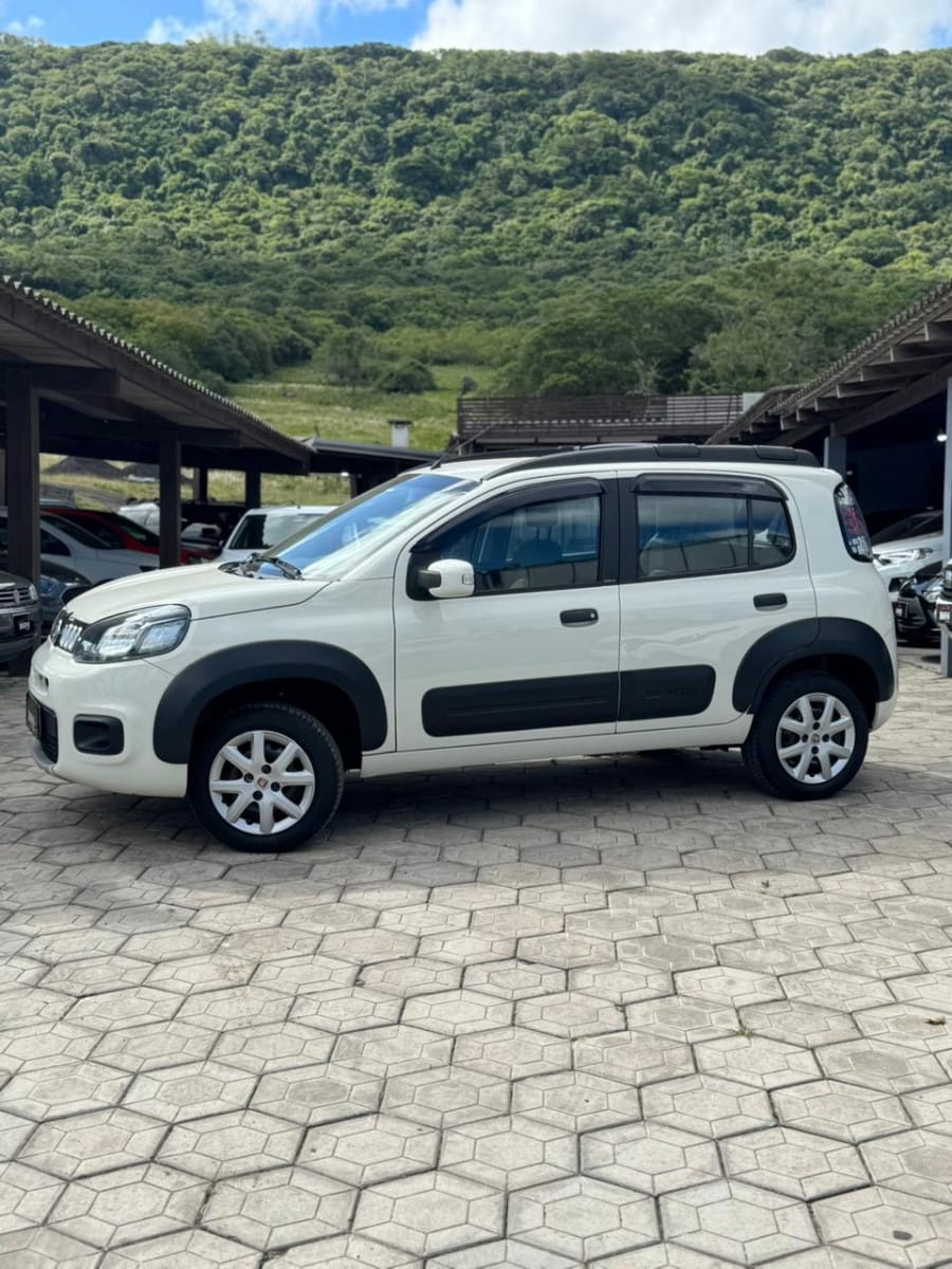 Fiat Uno 2016 Branco — foto 1 de 3