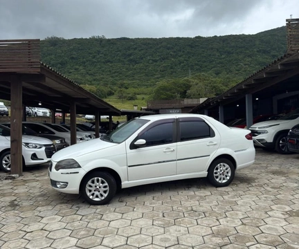 Fiat Siena 2009 Branco — foto 1 de 3