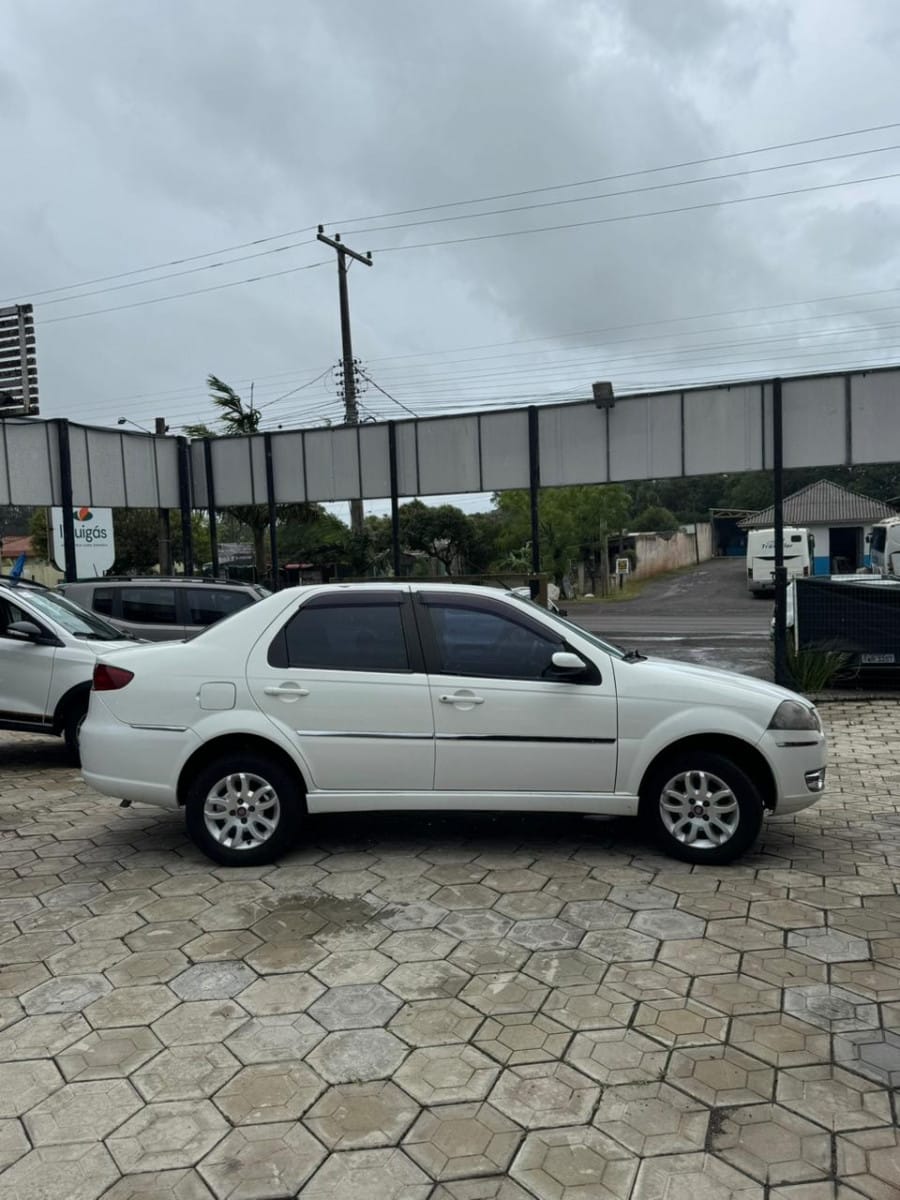 imagem-https://www.socarrao.com.br/sc-vehicle-images-prod/13827/1769987997582-7149252OR_1765453771_84_420.jpg