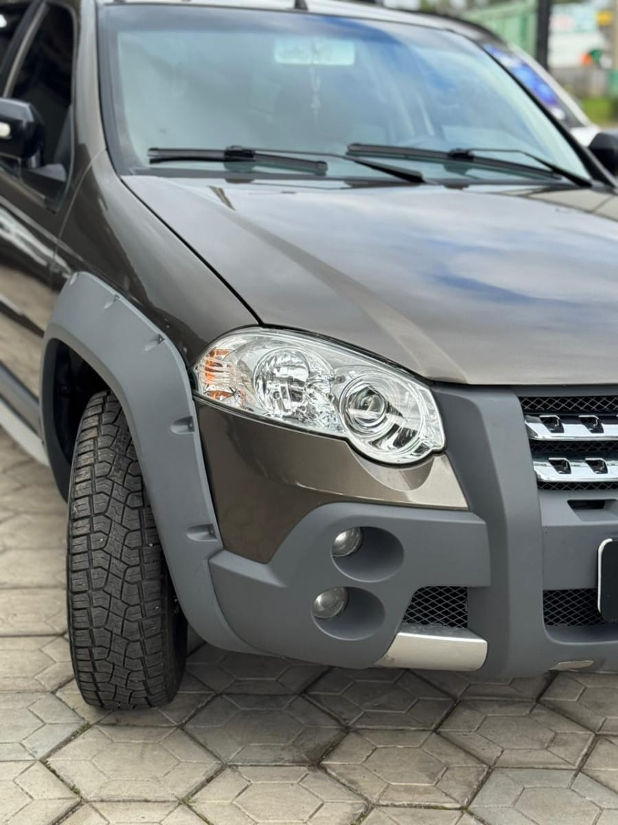 imagem-https://www.socarrao.com.br/sc-vehicle-images-prod/13830/1769987998209-7158093OR_1765743961_16_40.jpg