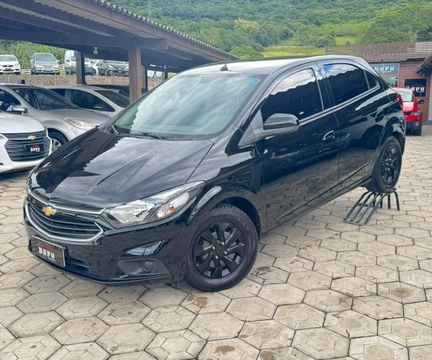 Chevrolet Onix 2017 Preto — foto 1 de 3