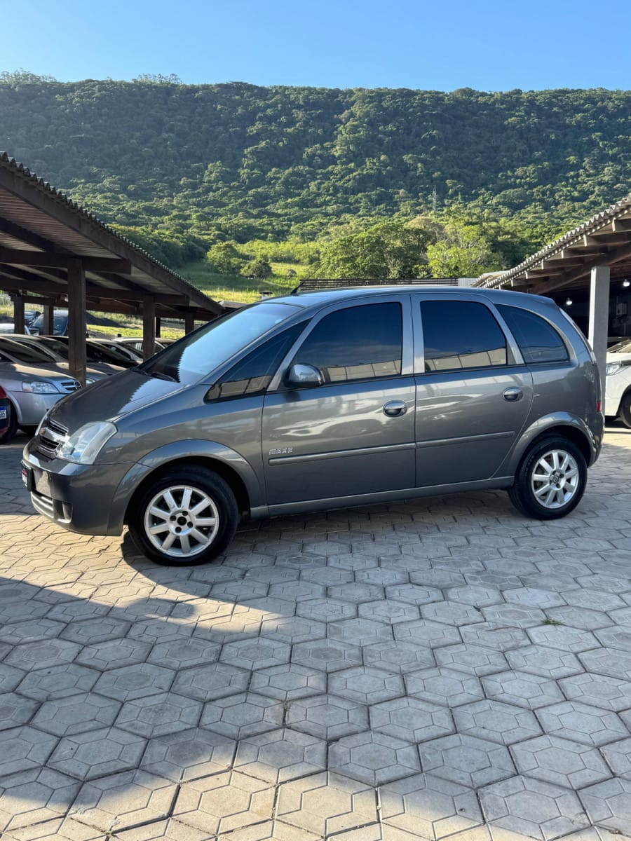 Chevrolet Meriva Maxx 1.4 MPFI 8V ECONOFLEX 5p na cor Cinza no Osório / RS - 13850