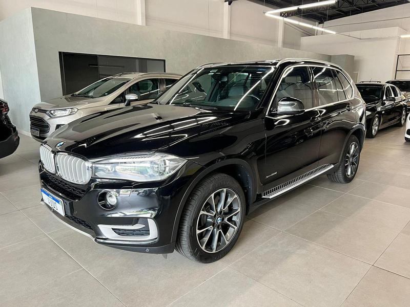 BMW X5 3.0 4x4 na cor Preto em Maringá / PR - 13861