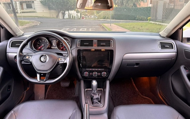 imagem-https://www.socarrao.com.br/sc-vehicle-images-prod/1399067/1778670650496-9_102307.jpg