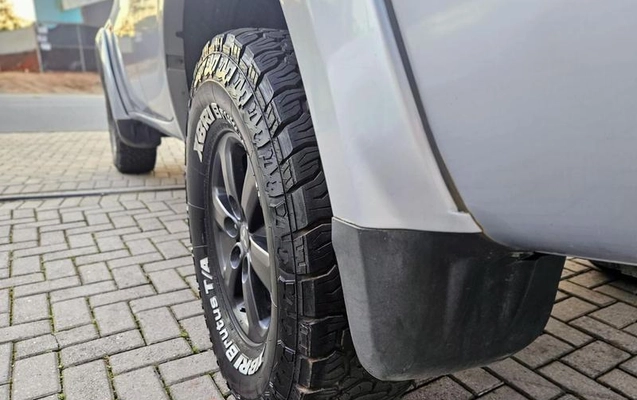 imagem-https://www.socarrao.com.br/sc-vehicle-images-prod/1399095/1788193047655-8080125_11_B_6c2fdc9d61.jpeg