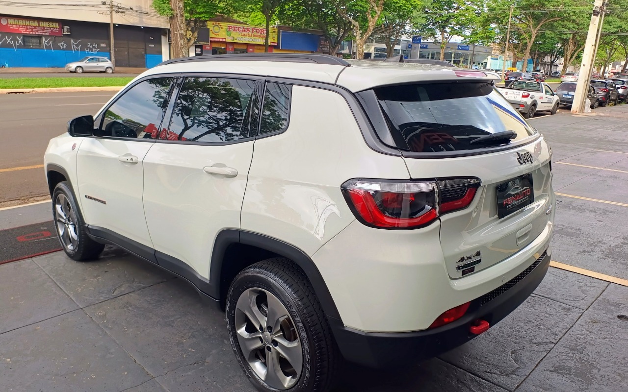 imagem-https://www.socarrao.com.br/sc-vehicle-images-prod/1399186/1778674004168-SkVFUCBDT01QQVNTIDIuMCBESUVTRUwgVFJBSUxIQVdLIDRYNCBBVVRPTcOBVElDTyAyMDE3IEJSQU5DQSA1LmpwZw.jpg