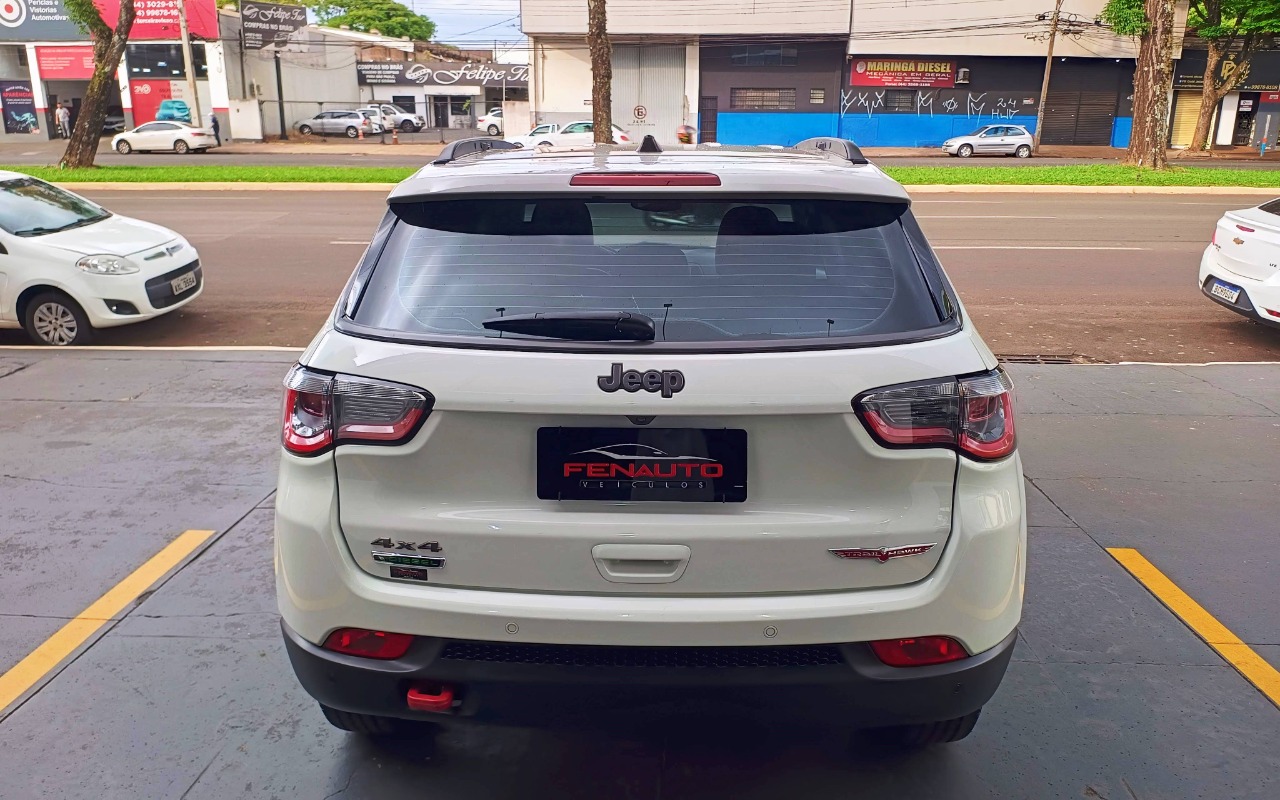 imagem-https://www.socarrao.com.br/sc-vehicle-images-prod/1399186/1778674004504-SkVFUCBDT01QQVNTIDIuMCBESUVTRUwgVFJBSUxIQVdLIDRYNCBBVVRPTcOBVElDTyAyMDE3IEJSQU5DQSA4LmpwZw.jpg