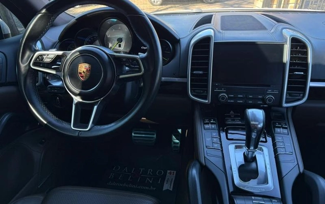 imagem-https://www.socarrao.com.br/sc-vehicle-images-prod/1400112/1789649845576-8014739_4_B_88e060b457.jpeg