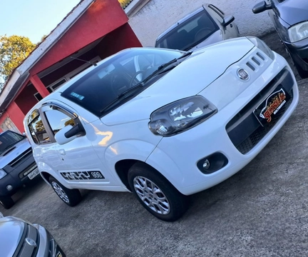 Fiat Uno 2012 Branco — foto 1 de 3
