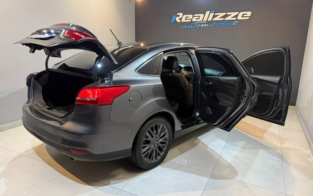 imagem-https://www.socarrao.com.br/sc-vehicle-images-prod/1400938/1778676282939-003_14d3bfcdd519bdd808fa41e6022a39c3.jpeg