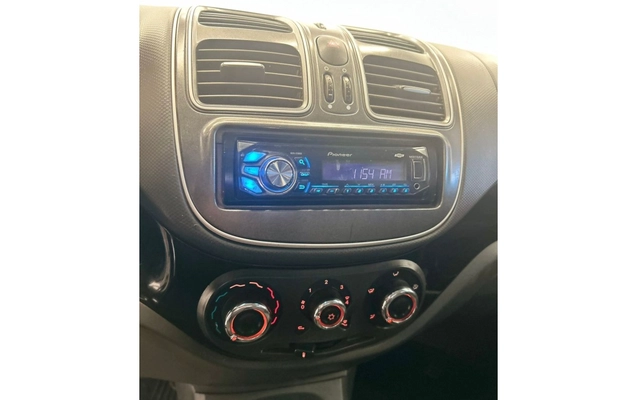 imagem-https://www.socarrao.com.br/sc-vehicle-images-prod/1401109/1778676538187-6_010703.jpg