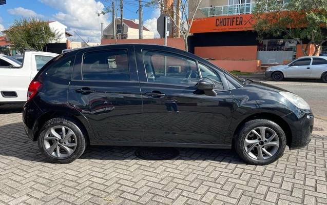 imagem-https://www.socarrao.com.br/sc-vehicle-images-prod/1402126/1778677936605-6853242_5_B_66cb2e96c5.jpeg