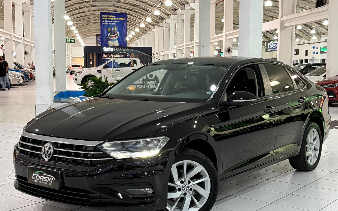 Volkswagen Jetta Comfort. 250 TSI 1.4 Flex 16v Aut. na cor Branco em Curitiba / PR - 1402361