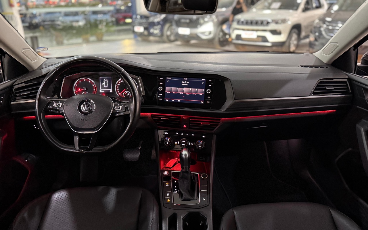 imagem-https://www.socarrao.com.br/sc-vehicle-images-prod/1402361/1778678497514-ZDdlMWFiNmMtNGZjMS00NjQ4LTgzZmEtNmEzZjg3OTgxOWZhLmpwZWc.jpeg