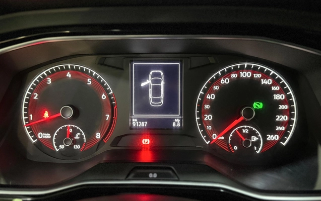 imagem-https://www.socarrao.com.br/sc-vehicle-images-prod/1402361/1778678497726-YmZkMGZhZDgtMzUzMC00NmFhLTllMGYtZmY5ZjQzM2JhZDMzLmpwZWc.jpeg