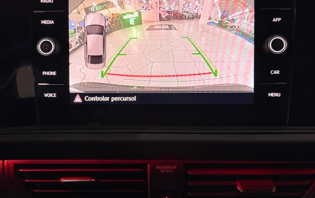 imagem-https://www.socarrao.com.br/sc-vehicle-images-prod/1402361/1778678497856-NzVkY2E4MjUtYjNmOC00M2E1LWExOTYtNzgzNzM2MDdjMmU1LmpwZWc.jpeg