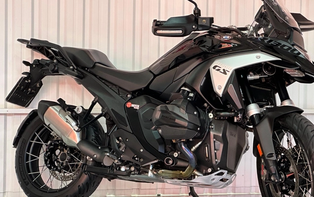 imagem-https://www.socarrao.com.br/sc-vehicle-images-prod/1403798/1779103271535-8bced304f9e2444699a8a6f98649a5dd_1778679929414.jpeg