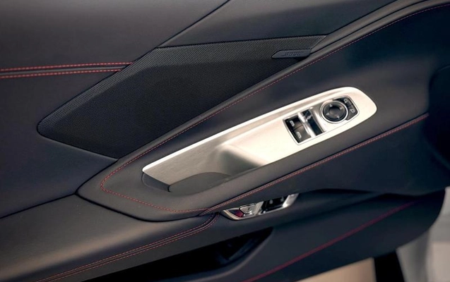 imagem-https://www.socarrao.com.br/sc-vehicle-images-prod/1403869/1784127083811-8079627_5_B_f052f92361.jpeg