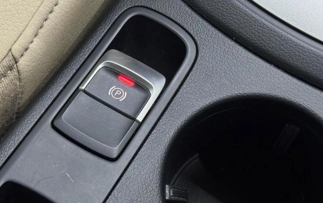imagem-https://www.socarrao.com.br/sc-vehicle-images-prod/1404213/1788441668257-8041642_8_B_862b12c63a.jpeg