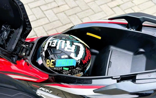 imagem-https://www.socarrao.com.br/sc-vehicle-images-prod/1404466/1786477419680-6170299_5_B_57f5c6b786.jpeg