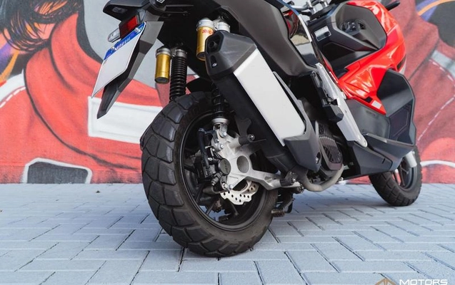 imagem-https://www.socarrao.com.br/sc-vehicle-images-prod/1404466/1791916740574-6170299_13_B_92fdf36040.jpeg